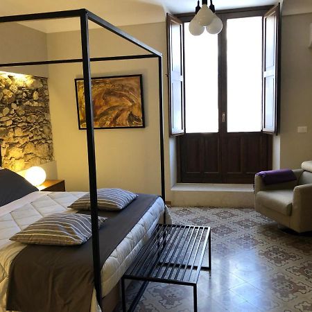 Il Fuoco Di Archimede - Ortigia Appartement Syracuse Buitenkant foto