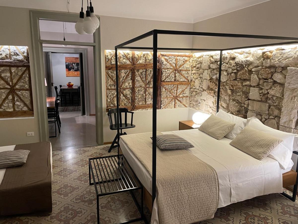 Il Fuoco Di Archimede - Ortigia Appartement Syracuse Buitenkant foto